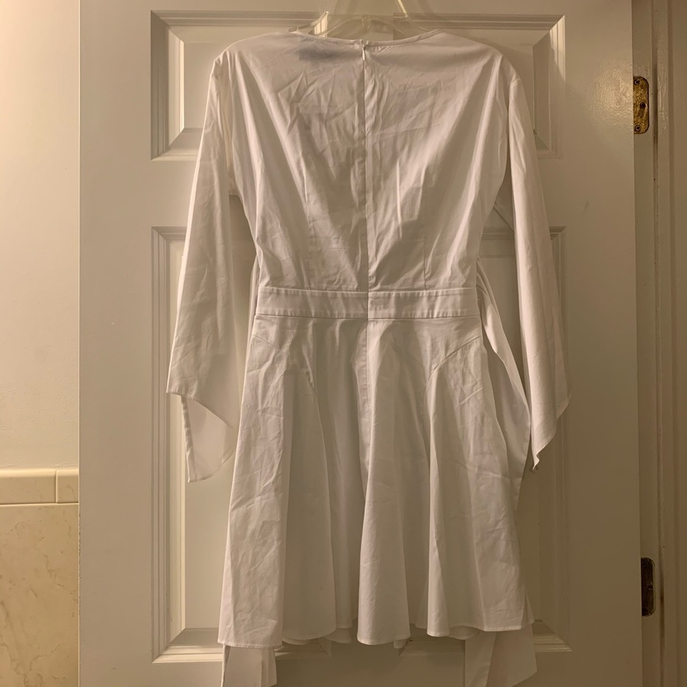 Intermix White Bell Sleeve Cut-out Mid-riff Dress - Picture 4 of 8